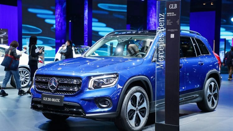 SUV Mercedes-Benz GLC zostanie zaprezentowany na targach Auto Shanghai 2021.