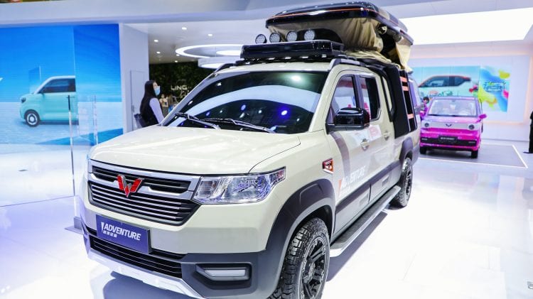 Biały suv(marki debiutują) zostanie zaprezentowany w salonie Auto Shanghai 2021.